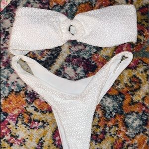 White textured bikini